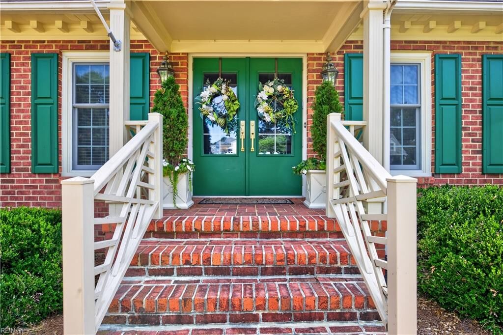 Property Photo: 1209 Mount Pleasant Dr VA 23434