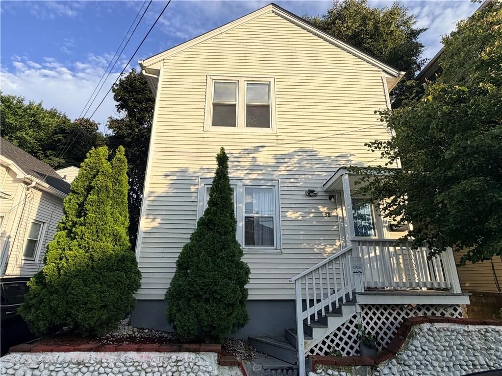 Property Photo:  38 Marion Avenue N  RI 02905 