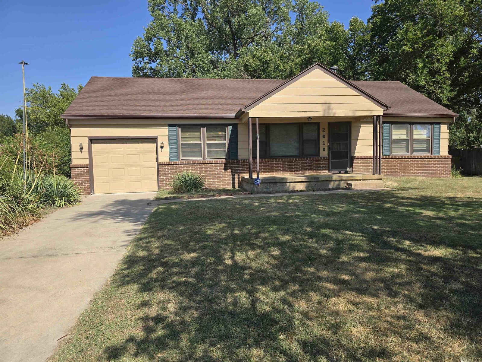 Property Photo:  2618 N Athenian  KS 67204 