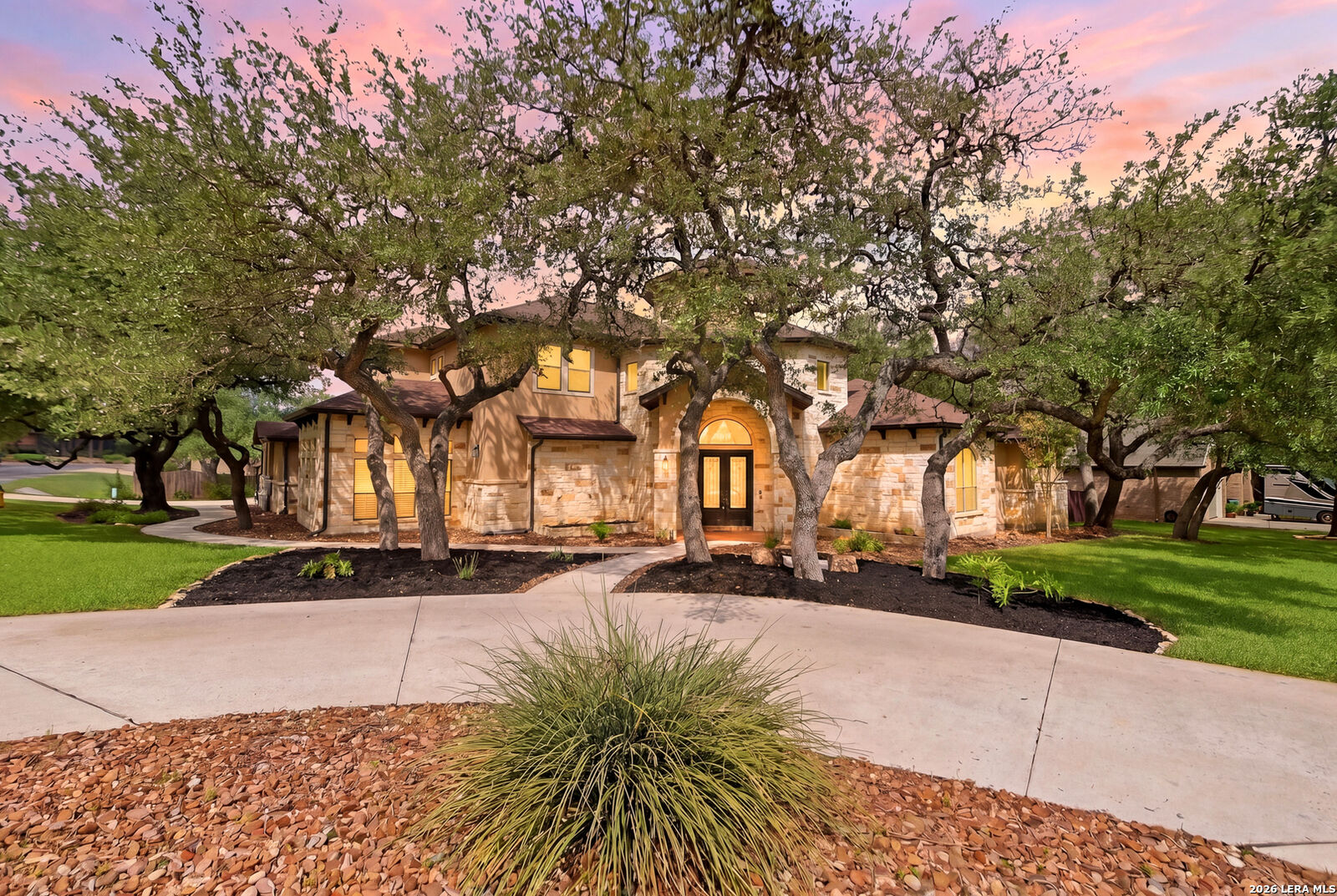 Property Photo: 324 Heavens Way TX 78260
