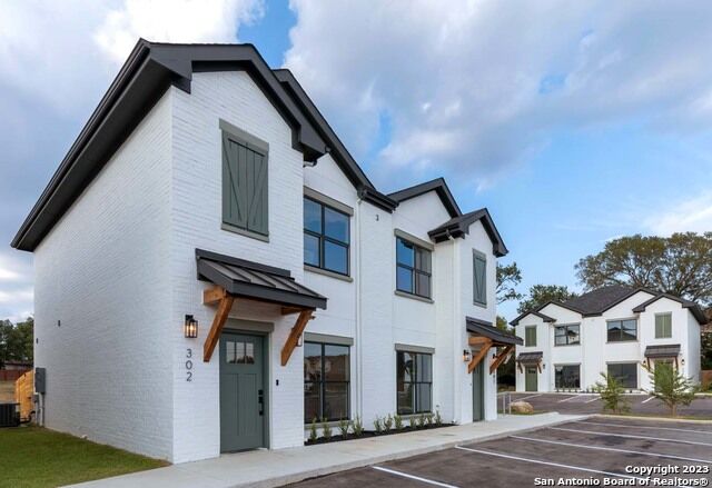 Property Photo:  5927 Prue Rd 601  TX 78240 