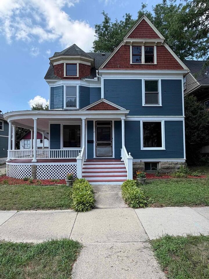 Property Photo:  21 N Atwood Avenue  WI 53548 
