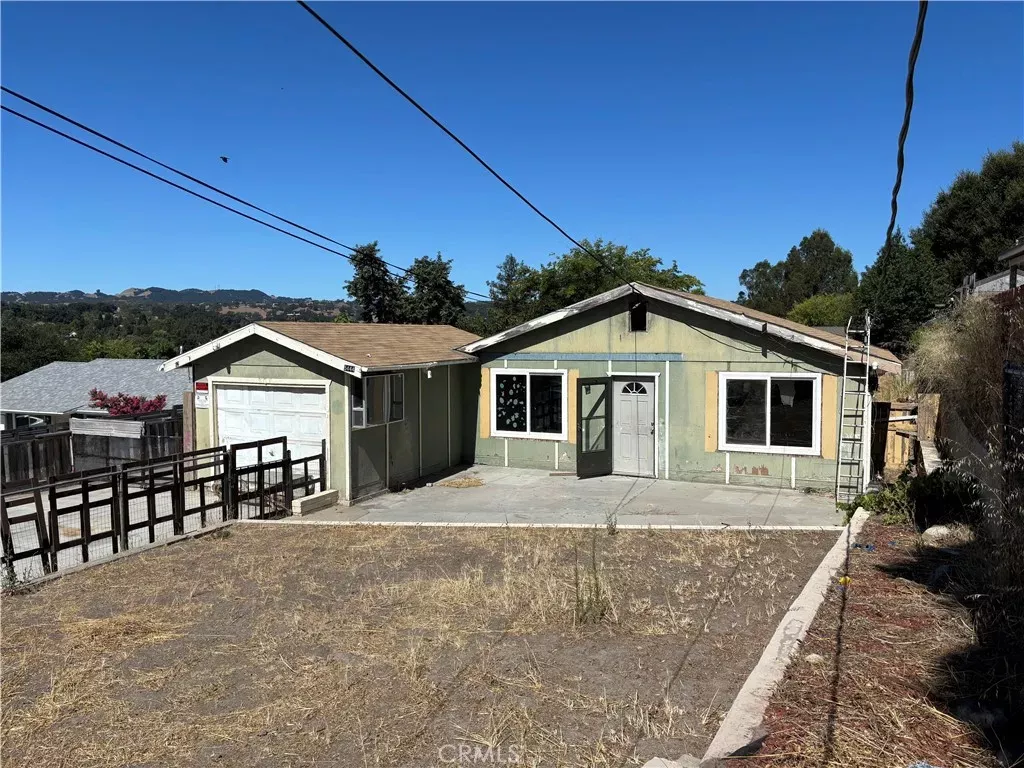 Property Photo:  5444 Hermosilla Avenue  CA 93422 