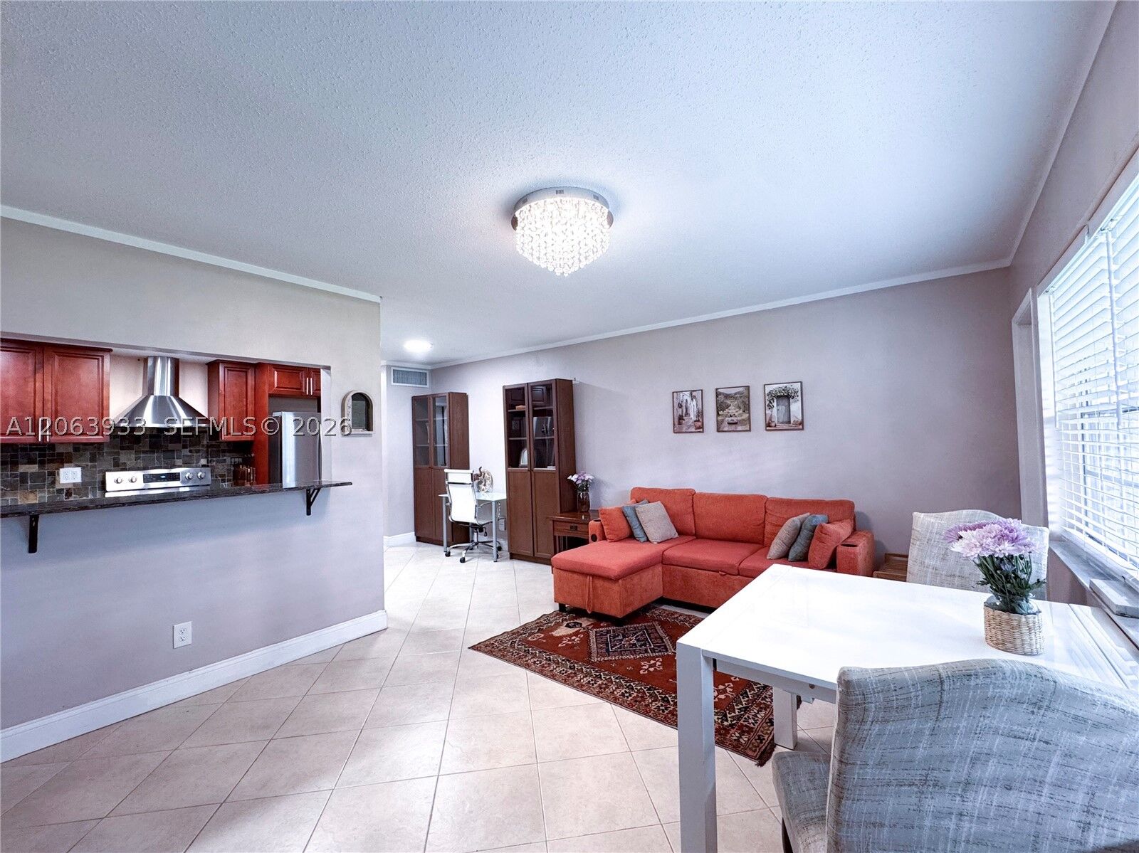 Property Photo: 2455 NE 51st St E114 FL 33308