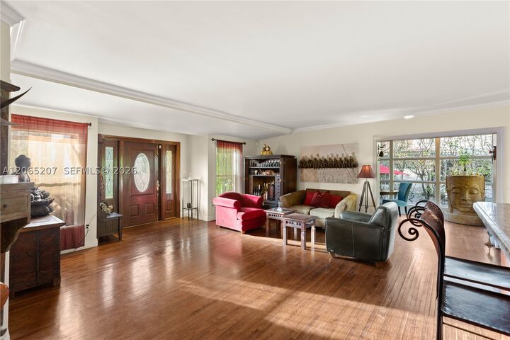 Property Photo: 6315 Maynada St FL 33146