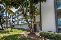 Property Photo: 8461 Springtree Dr 107A FL 33351