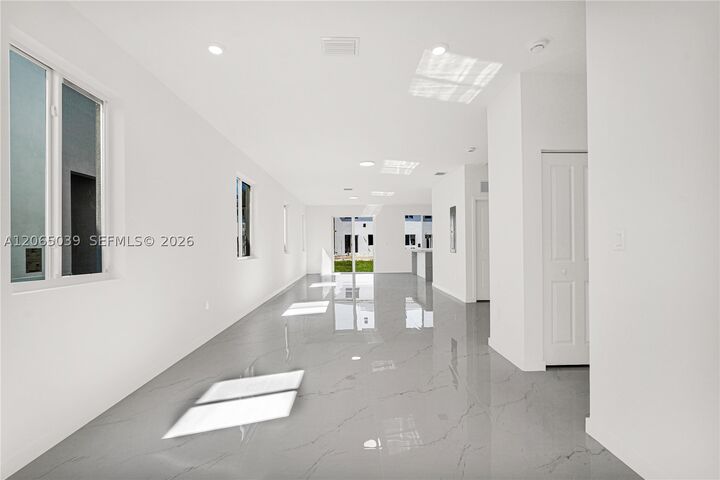 Property Photo: 22555 SW 125th Ave FL 33170