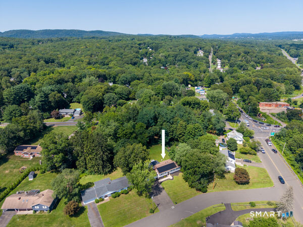 Property Photo:  6 Liberty Terrace  CT 06473 