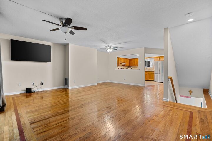 Property Photo:  140 Thompson Street 16A  CT 06513 