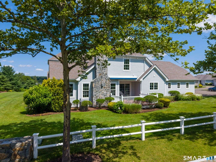 Property Photo: 101 Sunrise Hill Circle 101 CT 06477