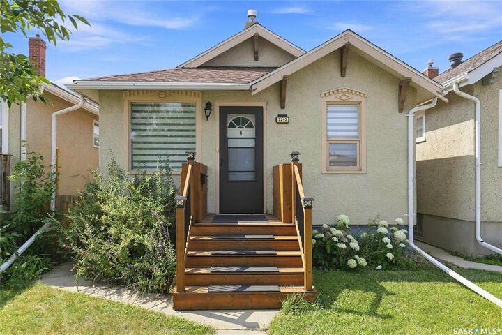 2212 Wallace Street — photo 1