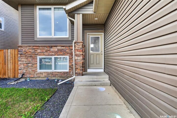 Property Photo:  416 Loeppky Avenue  SK S0K 1E0 