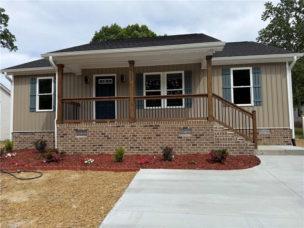 Property Photo: 315 Small Street NC 27360