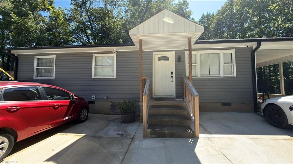 Property Photo:  3632 Old Vineyard Road  NC 27104 