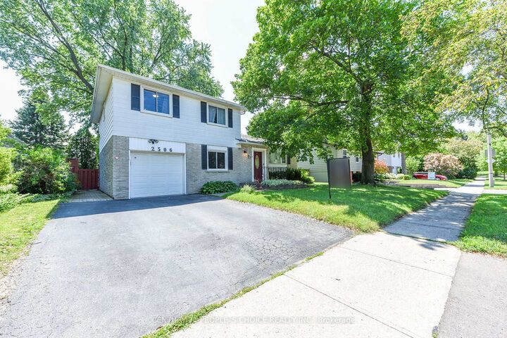 Property Photo: 2506 Bridge Road ON L6L 2H2