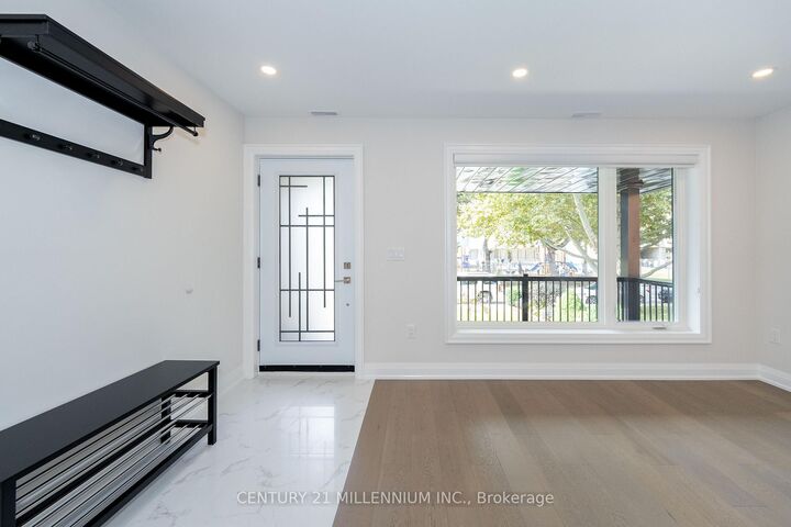 Property Photo:  31 Mariposa Avenue A  ON M6N 4A1 