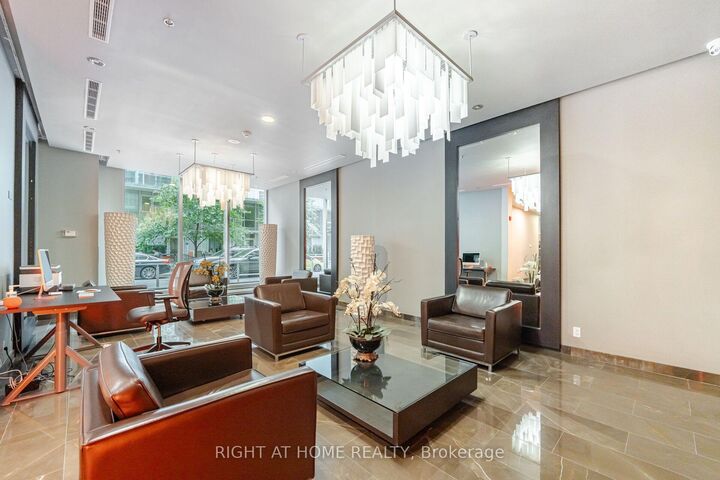 Property Photo: 21 Nelson Street Lph01 ON M5V 3H9