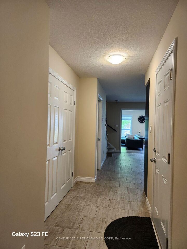 Property Photo:  1220 Riverbend Road 63  ON N6K 0G5 