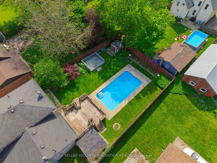 Property Photo: 665 Richmond Avenue N ON N4W 2Z6