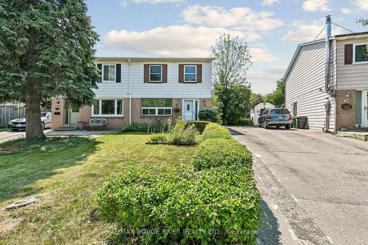Property Photo: 19 Tinbury Place ON M1B 1J7