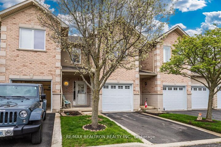 Property Photo:  81 Valridge Drive 35  ON L9G 5B6 