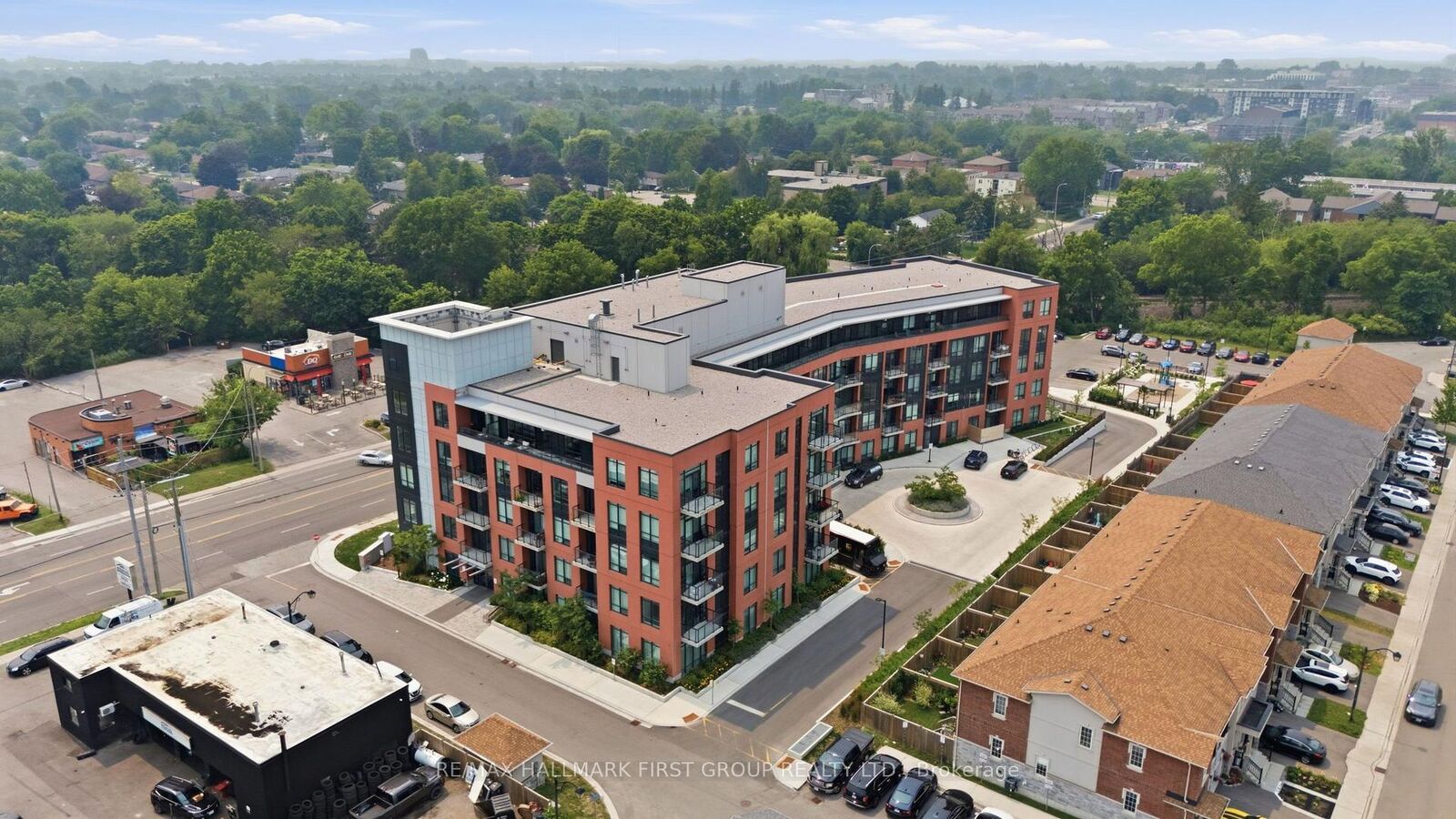 Property Photo: 1010 Dundas St E Street 325 ON L1N 0L6