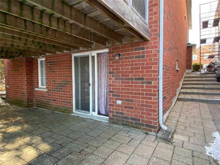 Property Photo:  32 Escapade Drive Lower  ON L4E 4X7 