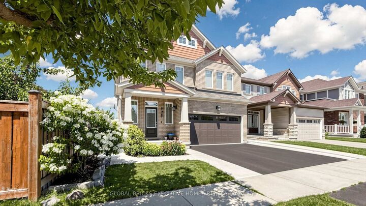 381 Gosford Crescent — photo 1