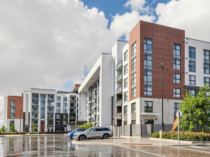 Property Photo:  490 Gordon Krantz Avenue 209  ON L9E 1Z5 