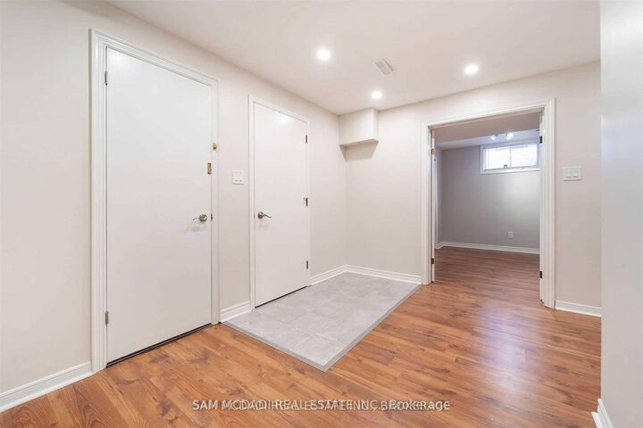 Property Photo:  2212 Florian (Lower) Road  ON L5A 2M4 
