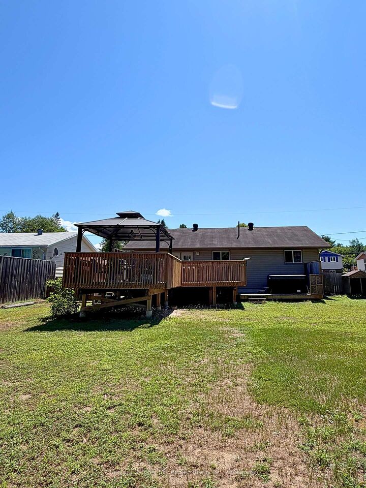 Property Photo: 940 Lily Street ON P0H 1V0