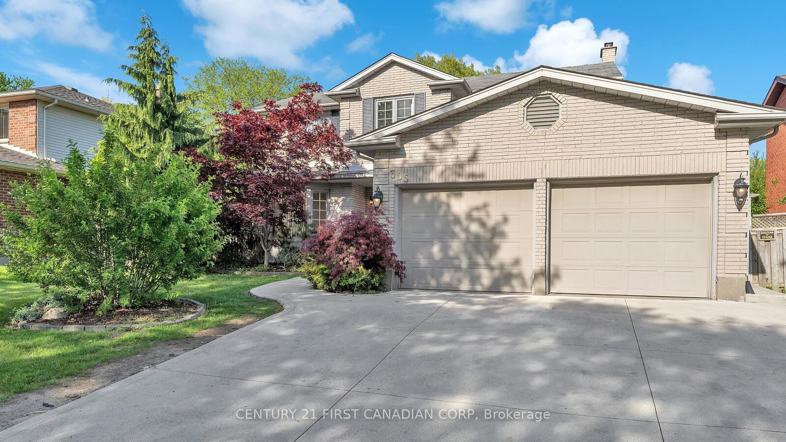 Property Photo:  305 Andover Drive  ON N6J 4S7 
