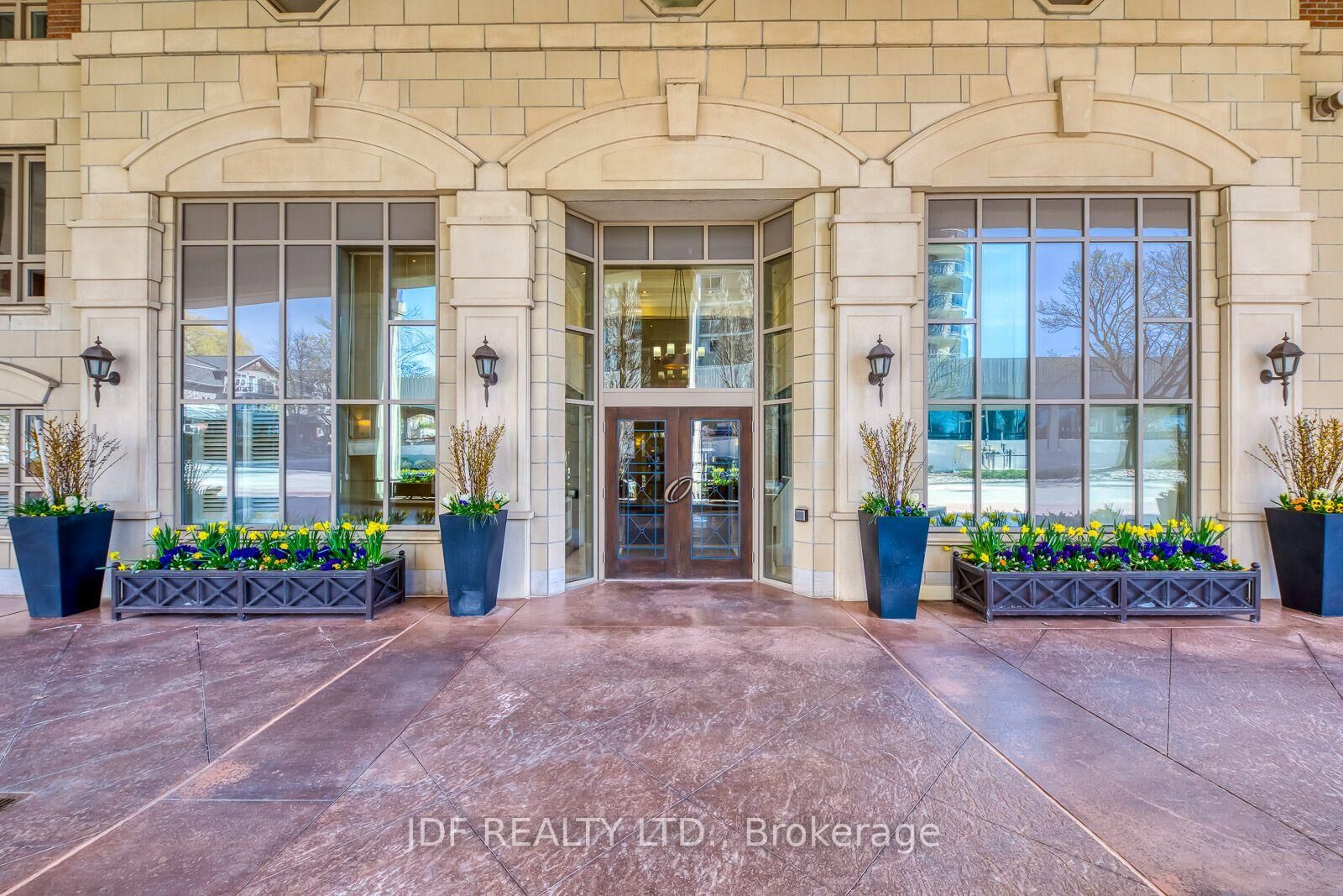 Property Photo: 111 Forsythe Street 402 ON L6K 3J9