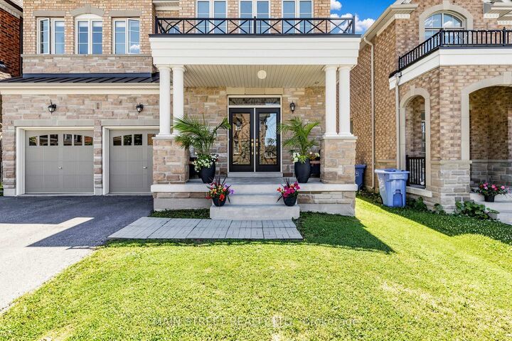 Property Photo: 11 Robert Baldwin Boulevard ON L9N 0R3