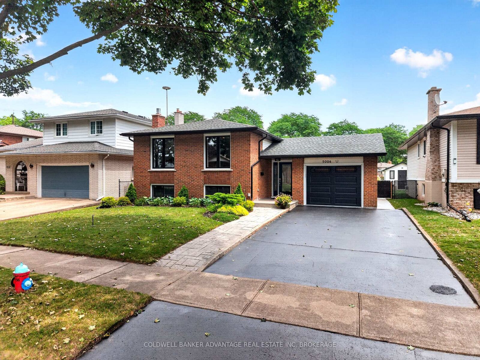Property Photo: 5004 Pettit Avenue ON L2E 7B1