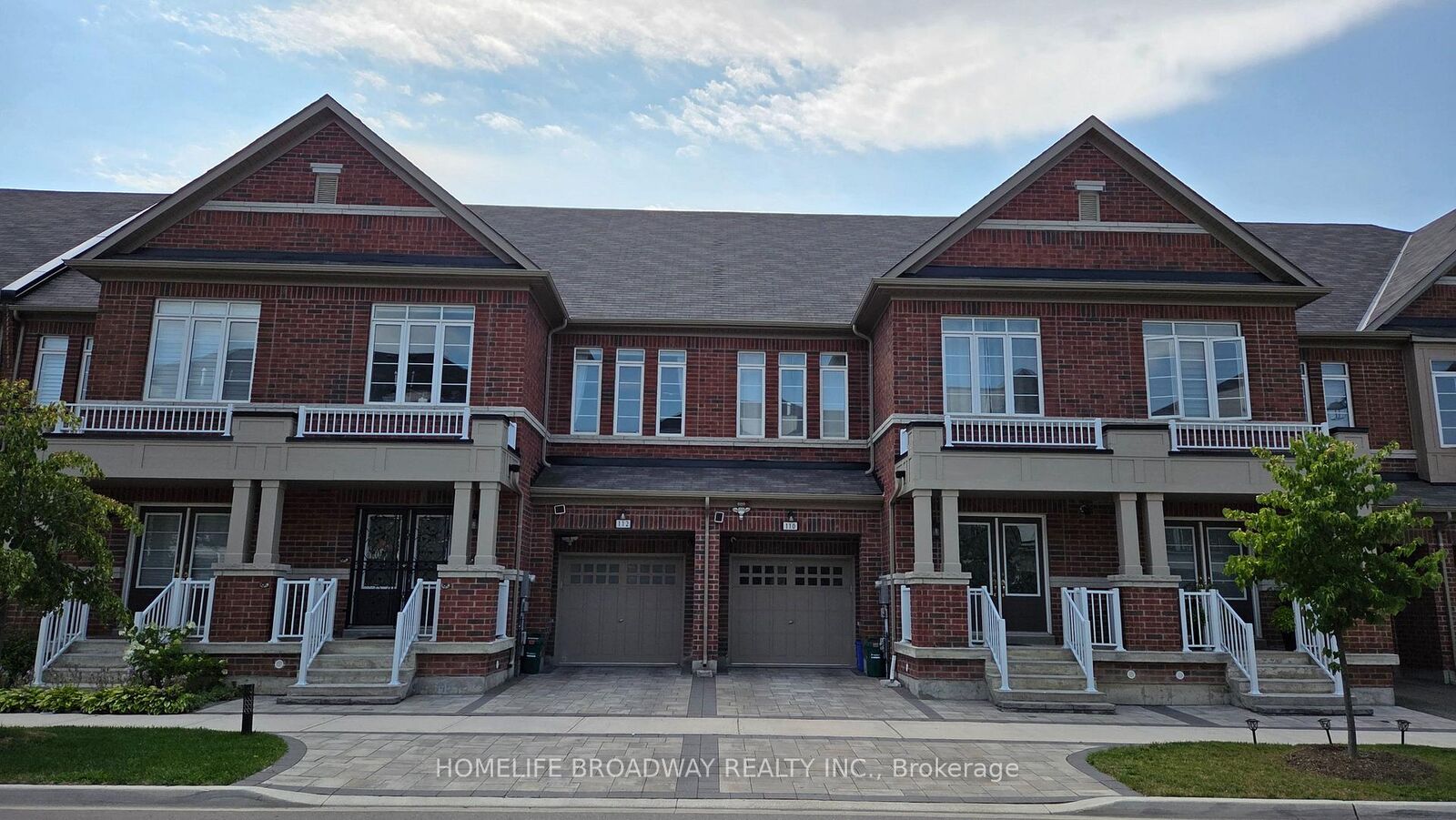 Property Photo: 112 Ness Drive ON L4S 0K7