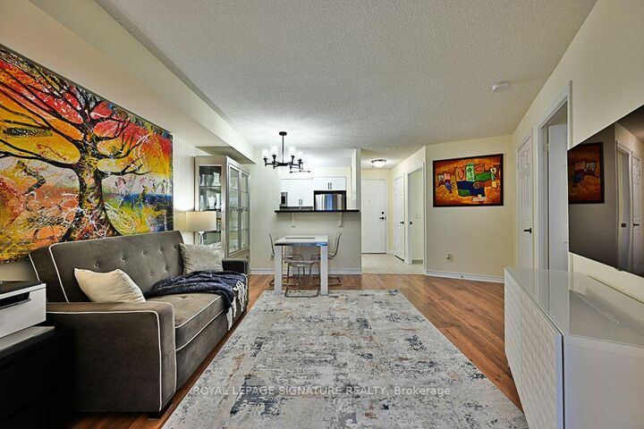 Property Photo:  700 Humberwood Boulevard 2422  ON M9W 7J4 