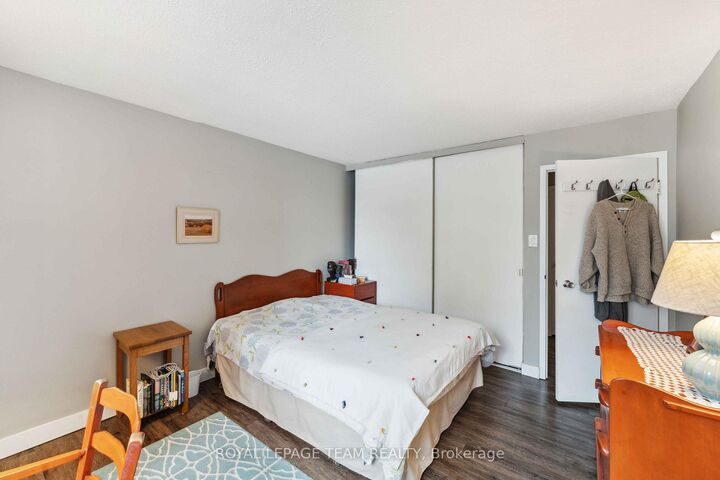 Property Photo: 2951 Riverside Drive 306 ON K1V 8W6