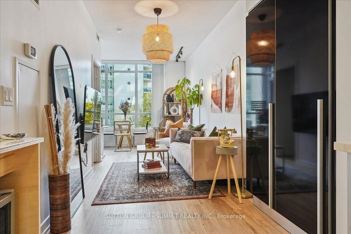Property Photo: 38 Dan Leckie Way 515 ON M5V 2V6