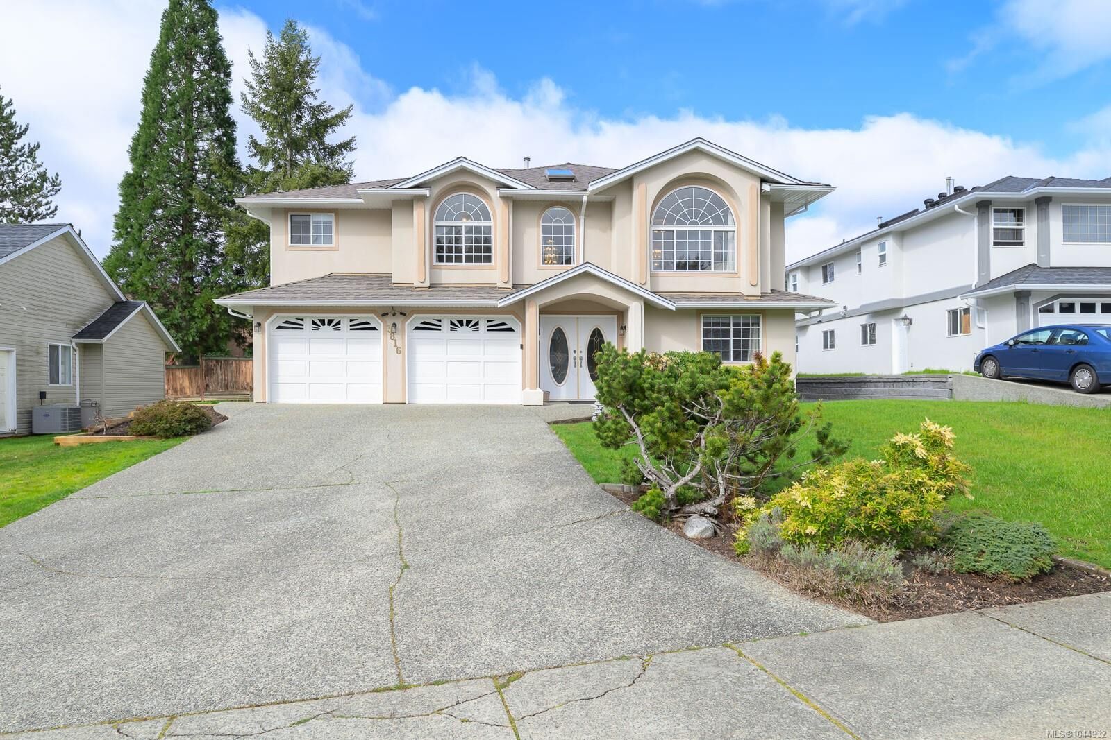 Property Photo: 3816 Keeha Dr BC V9Y 8C8