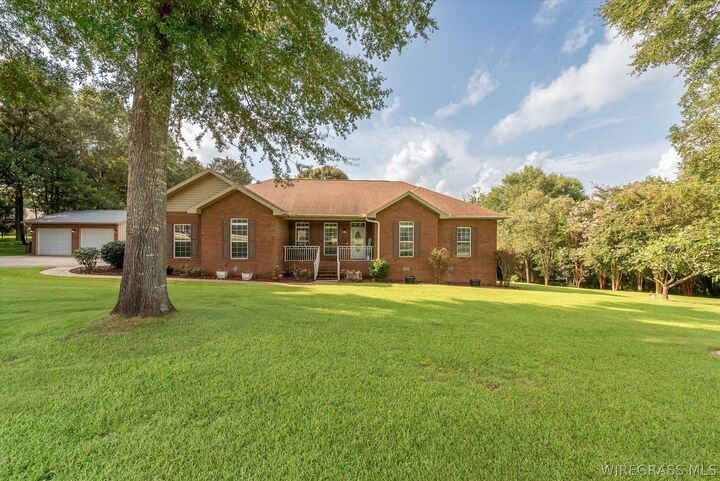 Property Photo: 259 County Road 556 AL 36330