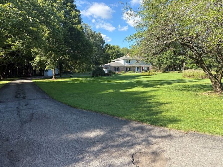 Property Photo:  26 Country Club Road  PA 16127 