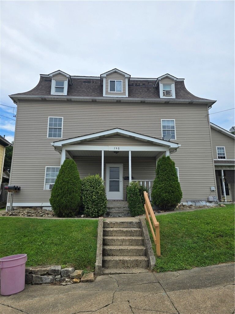 Property Photo:  196 W Madison St 4  PA 15074 