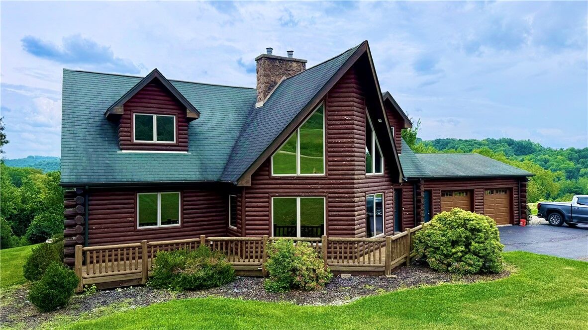 Property Photo:  1484 Cavitt Rd.  PA 15146 