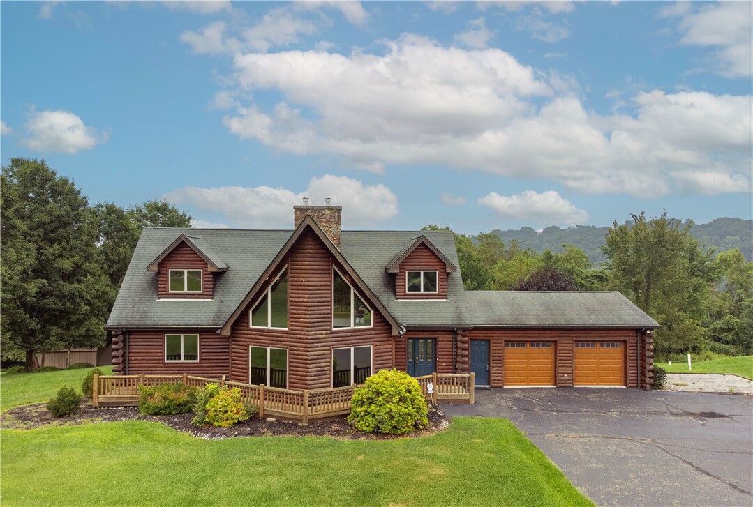 Property Photo: 1484 Cavitt Rd. PA 15146