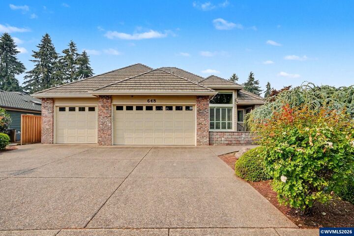 Property Photo: 648 Palmer Dr N OR 97303