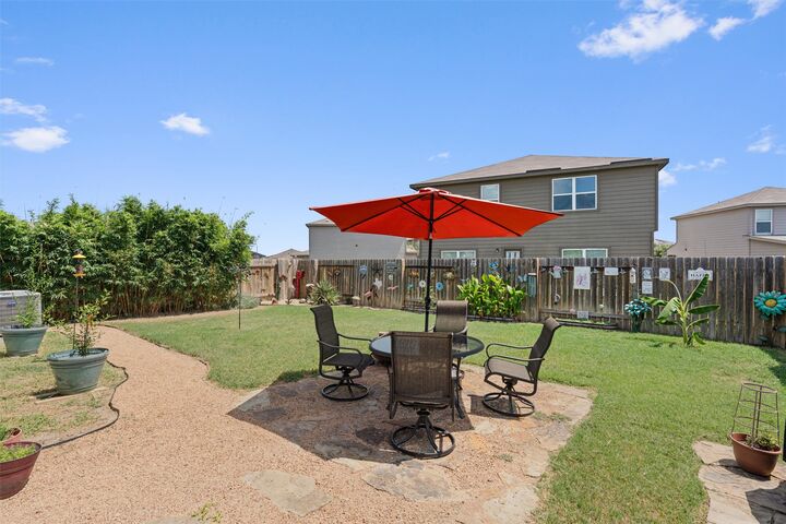 Property Photo: 212 Hyacinth Way TX 76537