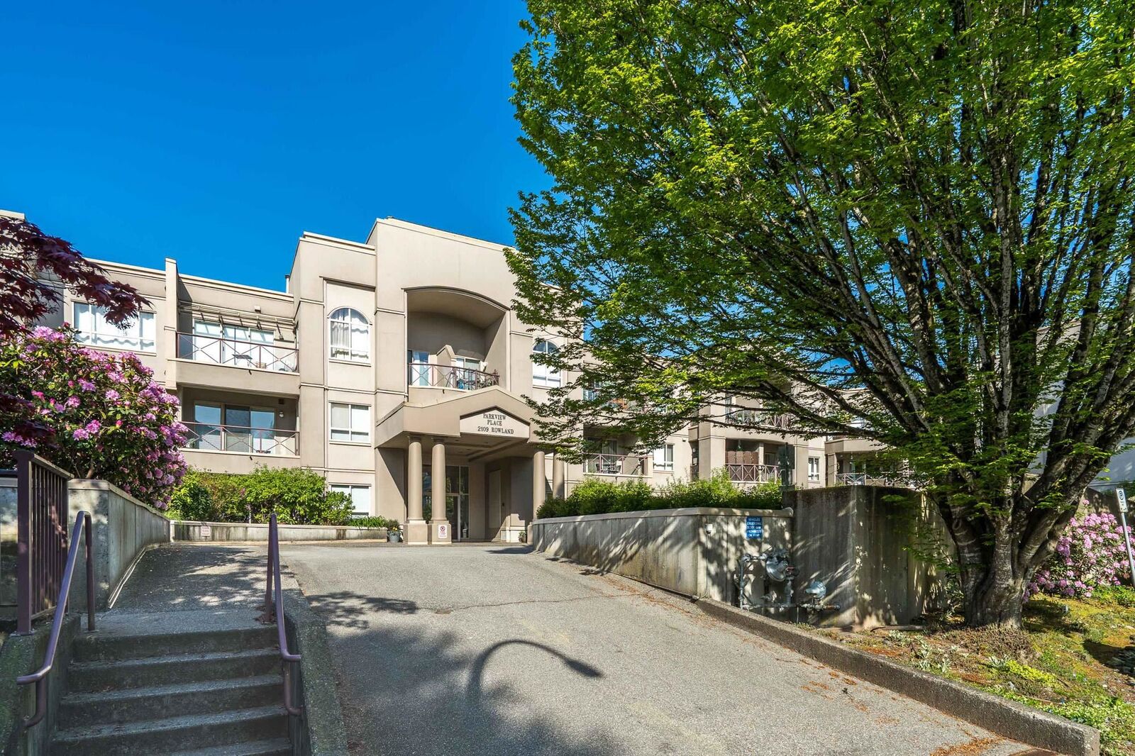 Property Photo:  2109 Rowland Street 323  BC V3C 6J4 