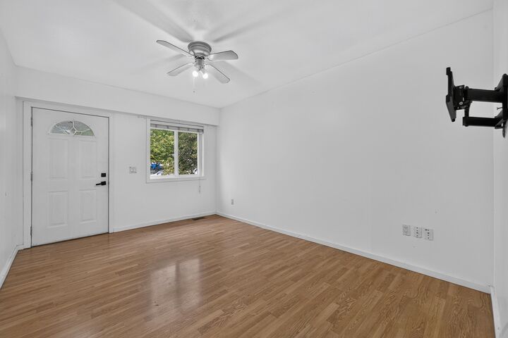 Property Photo:  2316 Nanaimo Street  BC V5N 5E3 