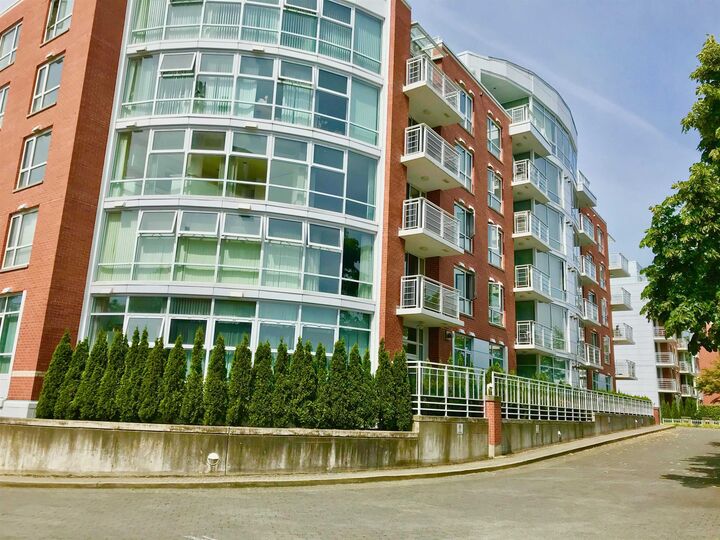 Property Photo: 688 Fairchild Road 212 BC V5Z 4P7